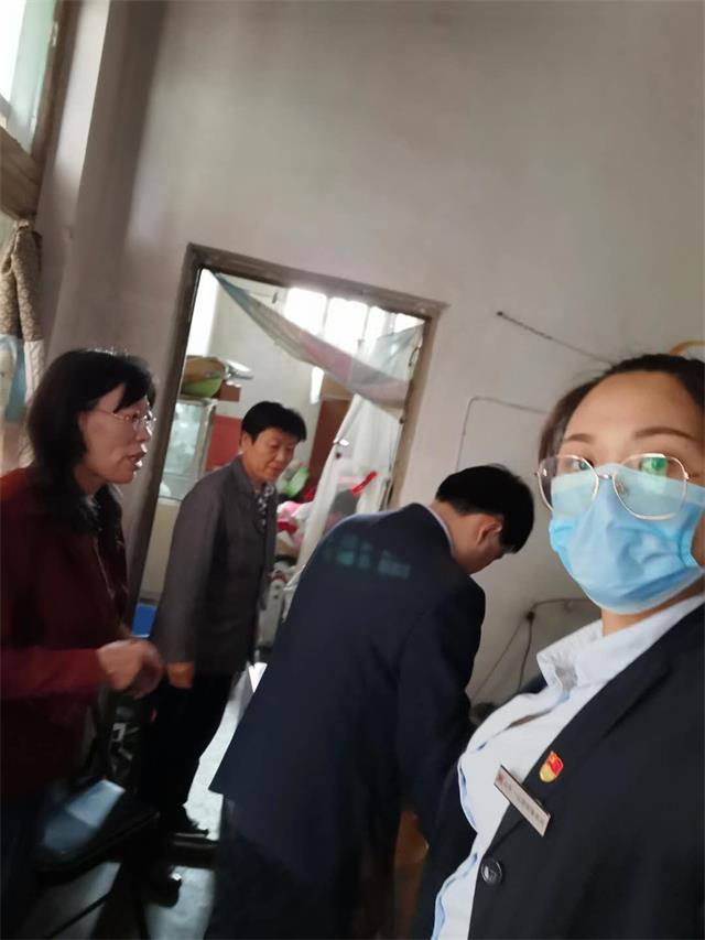 一山所党支部帮扶困难户，法律援助正进行