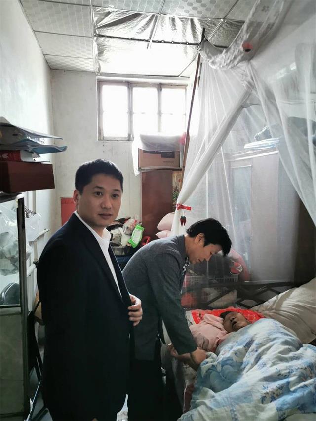 一山所党支部帮扶困难户，法律援助正进行